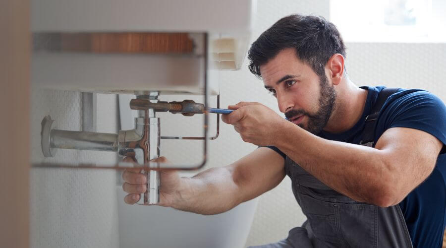 Sink faucet replacement in Martinsville, IN